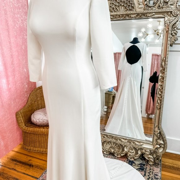 Brand New Allure #3401, New Wedding Dress, White Dress, Wedding Gown Size 8 - Picture 5 of 13